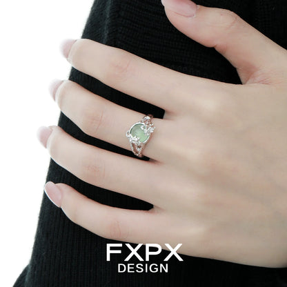 FXPX Eagle Claw Gemstone Ring with Elegant Design and Unique Green Stone Accents