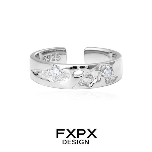 FXPX fractured texture silver ring featuring a unique design with sparkling accents