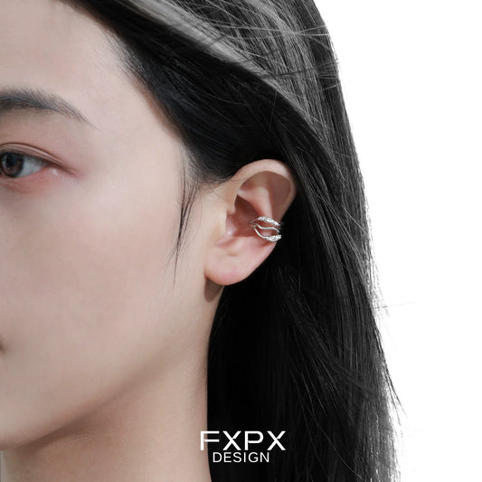 Stylish metal wave ear cuff from FXPX design for a modern accessory look