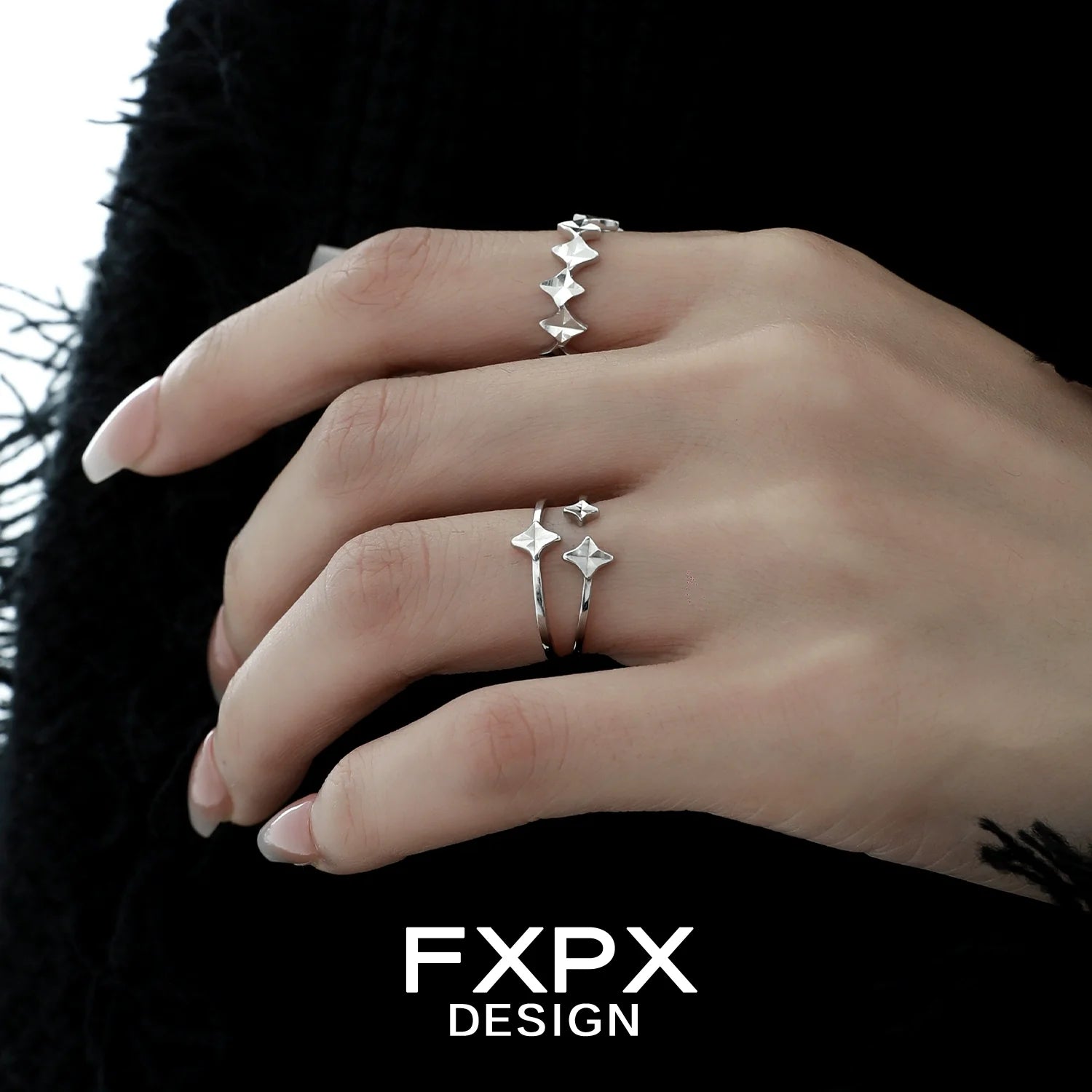 Stylish FXPX sentinel star couple rings featuring star shapes for a unique and modern look