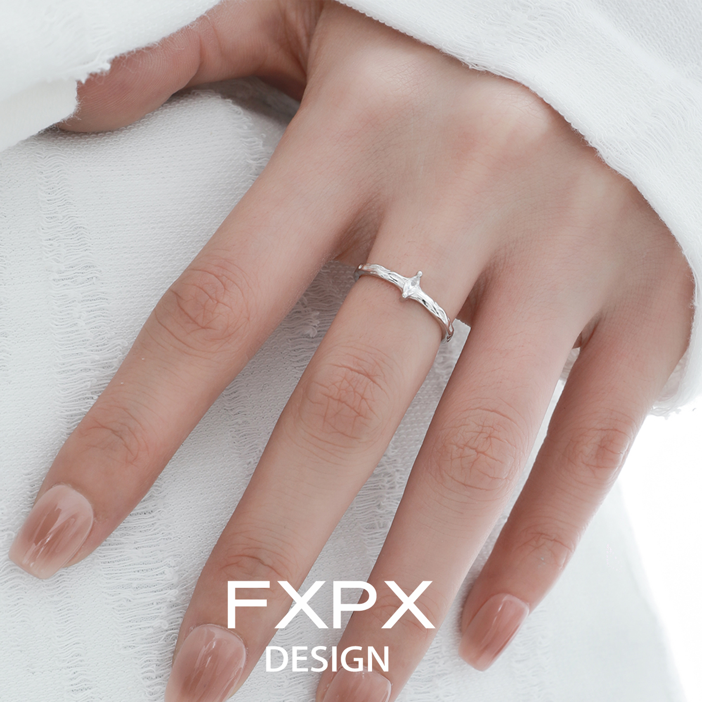 Elegant FXPX star gaze couple rings featuring a graceful design in polished silver