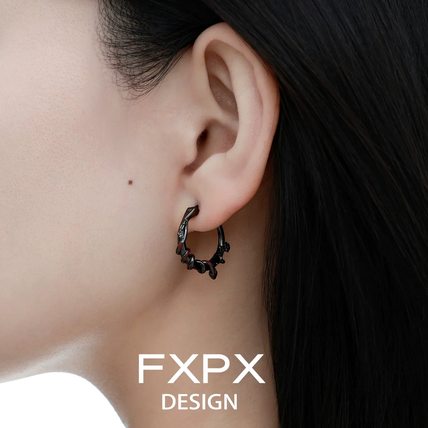 Black Y2K ouroboros earrings from FXPX featuring a unique snake design for a trendy look