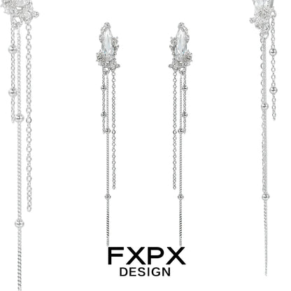 Y2K silver tassel earrings featuring delicate chains and sparkling accents for a trendy look