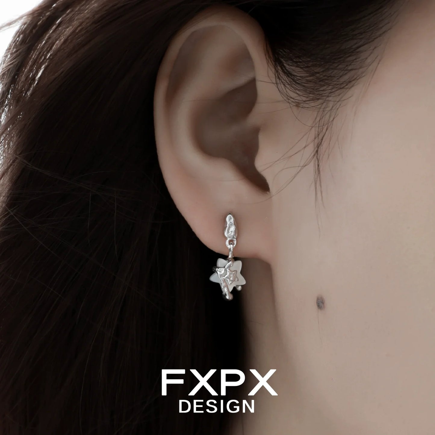FXPX Y2K star earrings with delicate star charm, perfect for trendy accessories