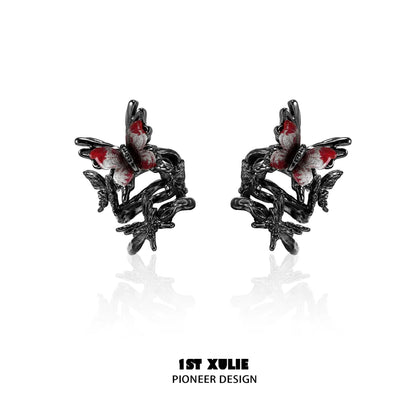 Gothic butterfly ear clip featuring intricate black and red details for a unique fashion statement
