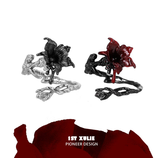 Gothic silver mandala ring featuring intricate floral designs in silver and black finishes