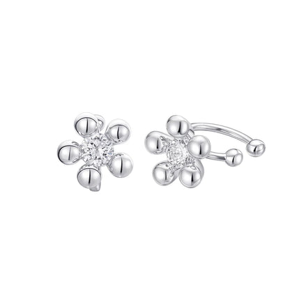 SUN HUNTER island flower silver earrings with floral design and sparkling center for elegant style
