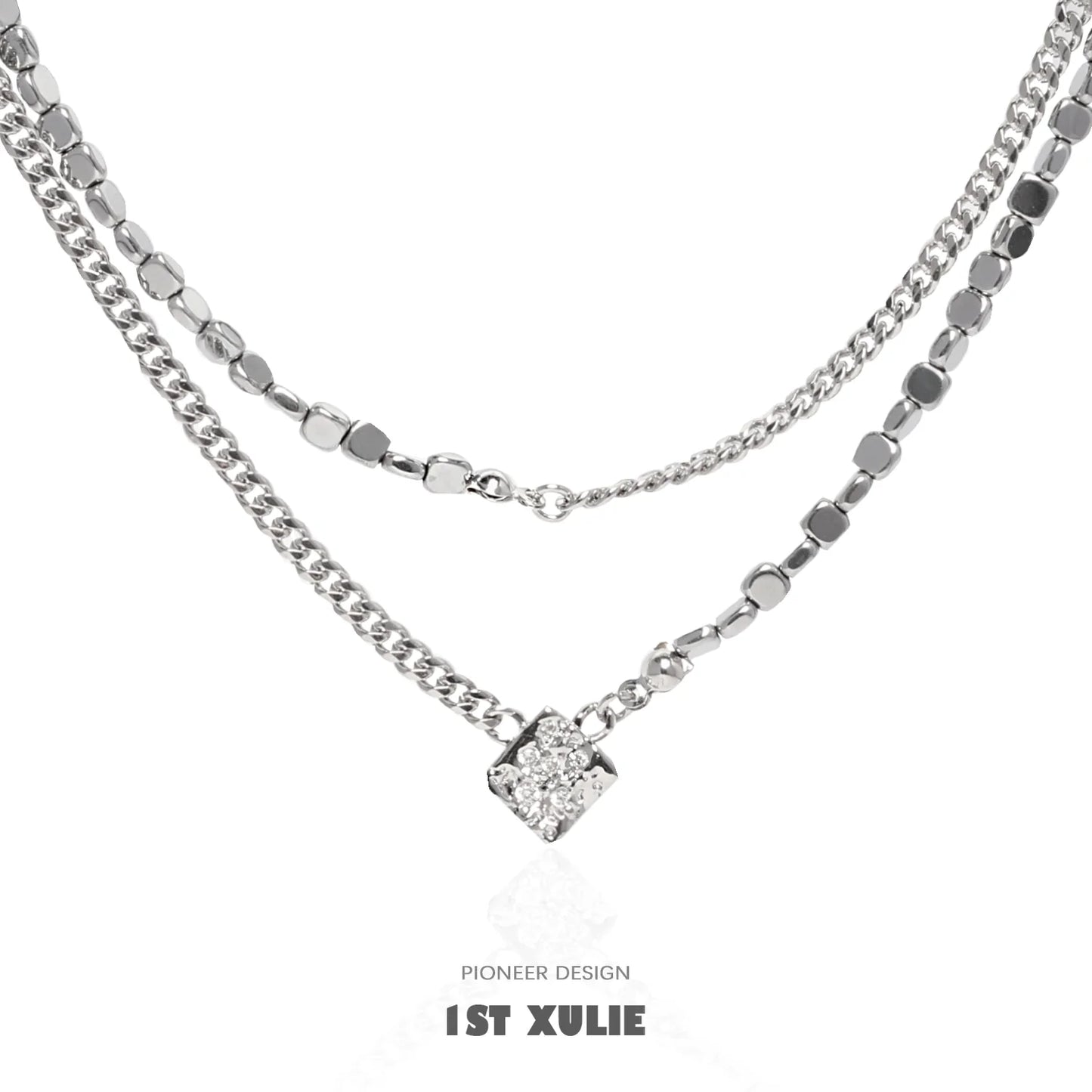 1STXULIE Y2K punk necklace featuring layered silver chains and a sparkling diamond-shaped pendant
