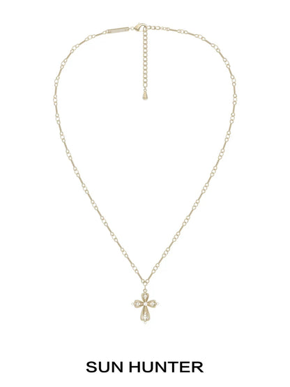 SUN HUNTER Lace Cross Necklace in Gold with Decorative Pendant for Elegant Styling