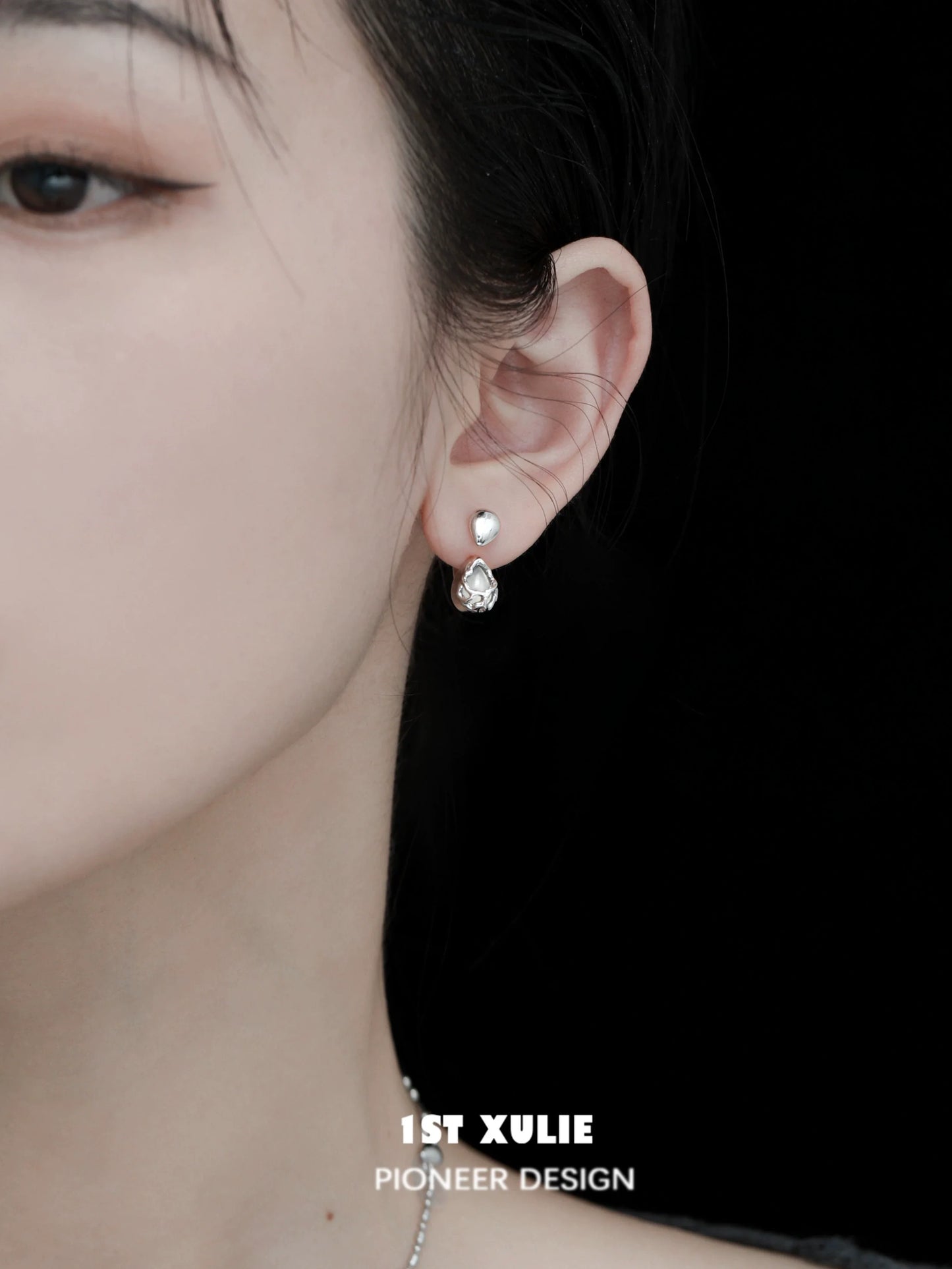 Elegant silver moonlit agate earrings featuring unique teardrop design for stylish accessories