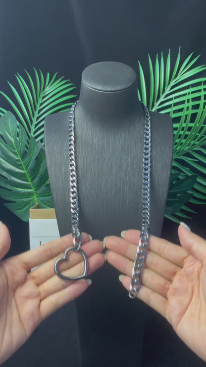 Gothic Punk Heart Pendant Choker