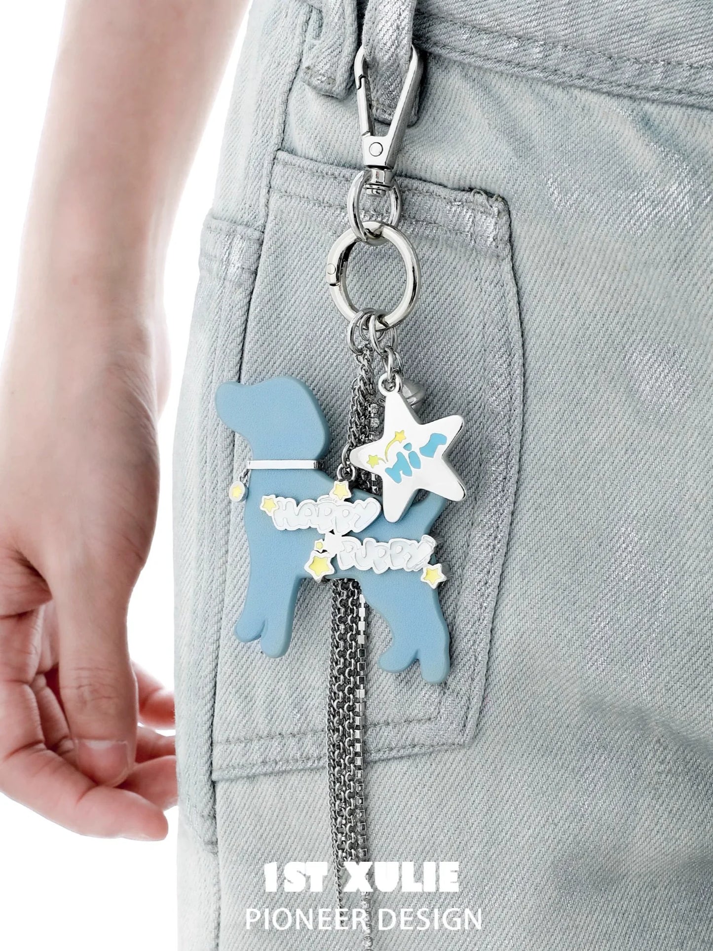 Cute puppy keychain necklace with star charm, perfect accessory for dog lovers
