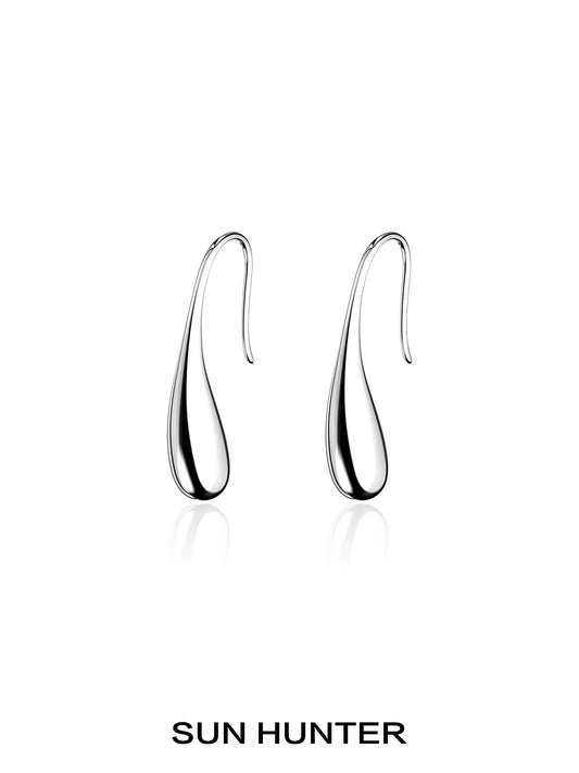 Stylish SUN HUNTER retro metal water drop earrings with a sleek, shiny finish for elegant outfits