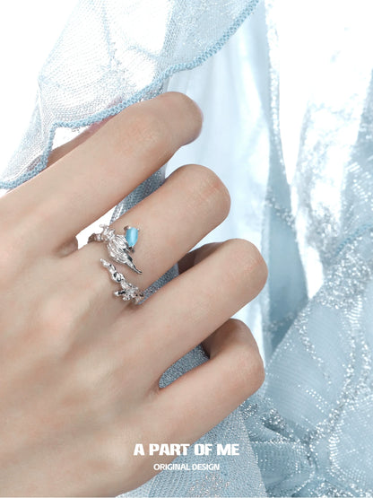Elegant sea conch ring from A PART OF ME with a delicate design and light blue stone