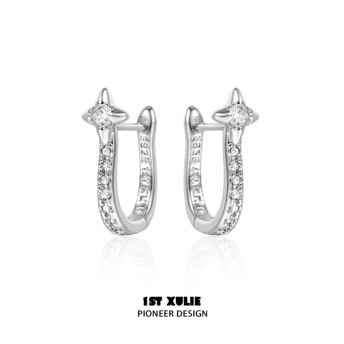 Elegant star hoop silver earrings with sparkling details for a trendy accessory
