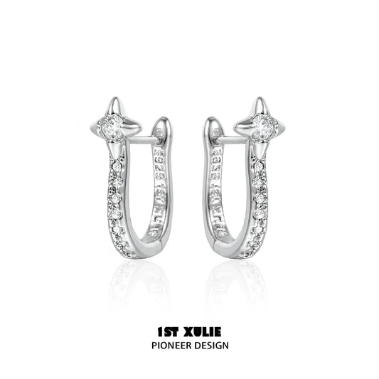 Elegant star hoop silver earrings with sparkling details for a trendy accessory