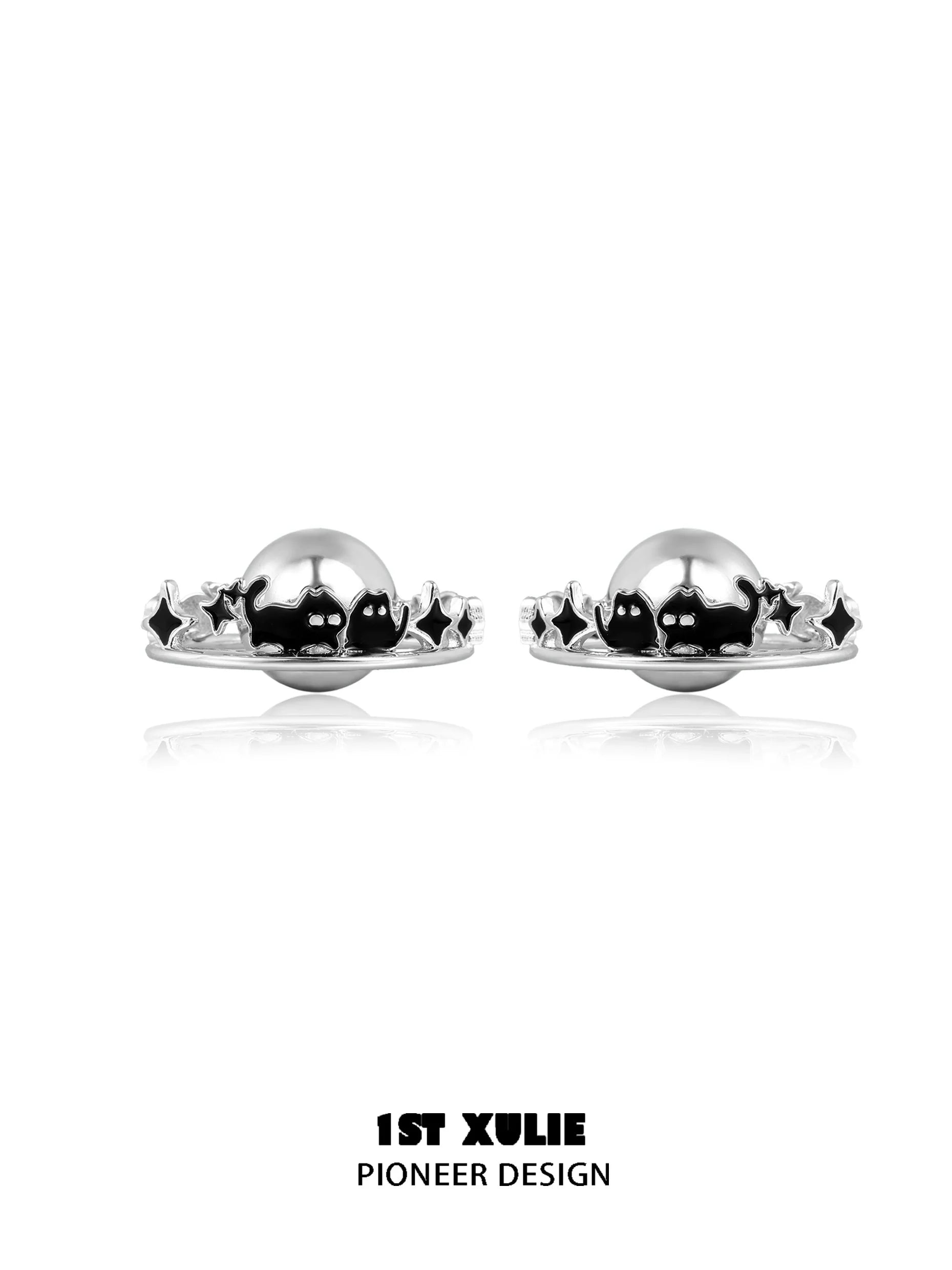 Y2K black cat earrings with star details and shiny silver finish for trendy fashion lovers
