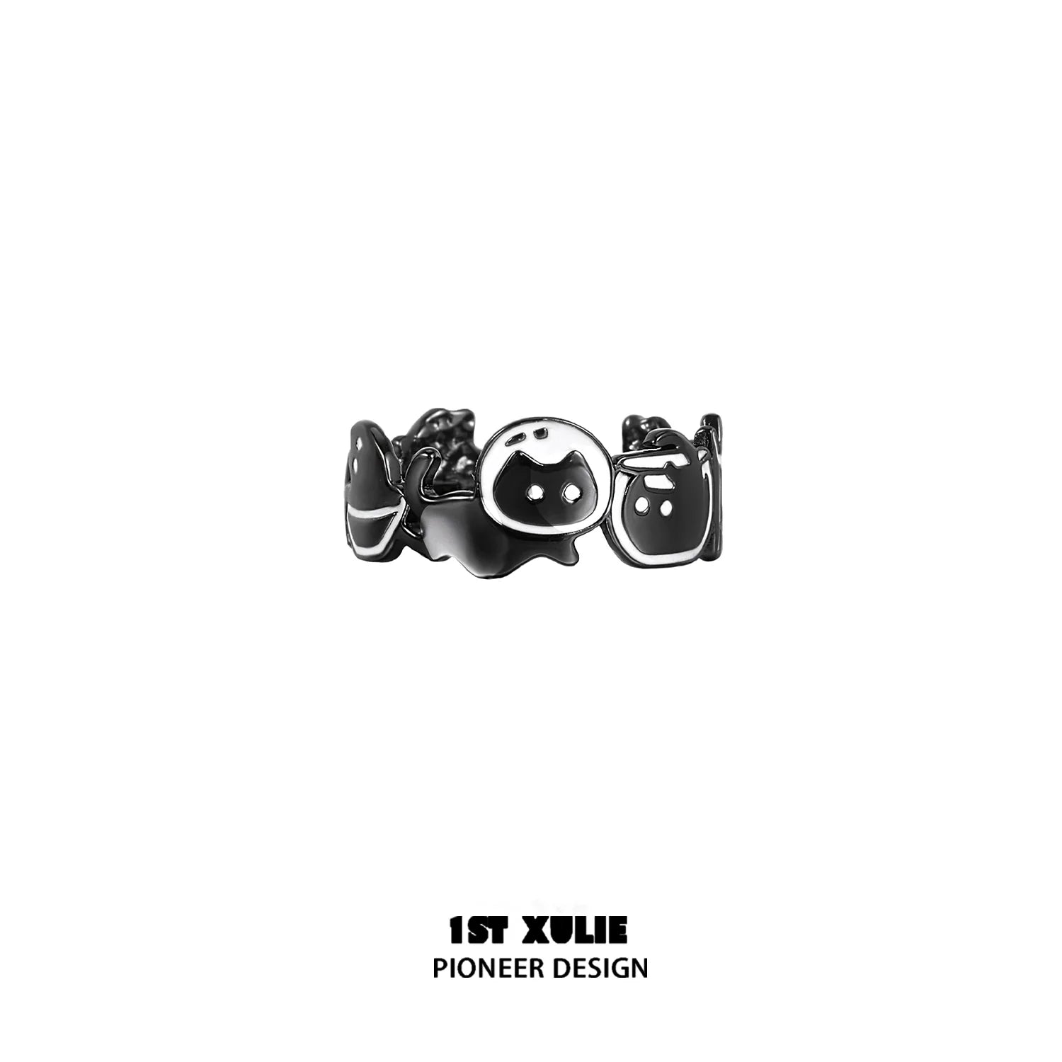 Y2K black cat ring featuring playful designs of black and white cats for stylish accessories