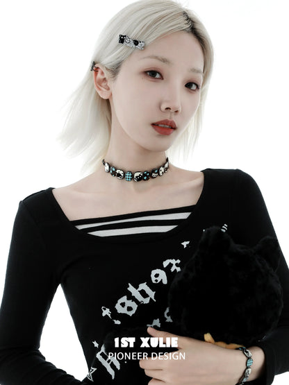 Trendy Y2K owl choker necklace worn by model with stylish black shirt and hair accessories