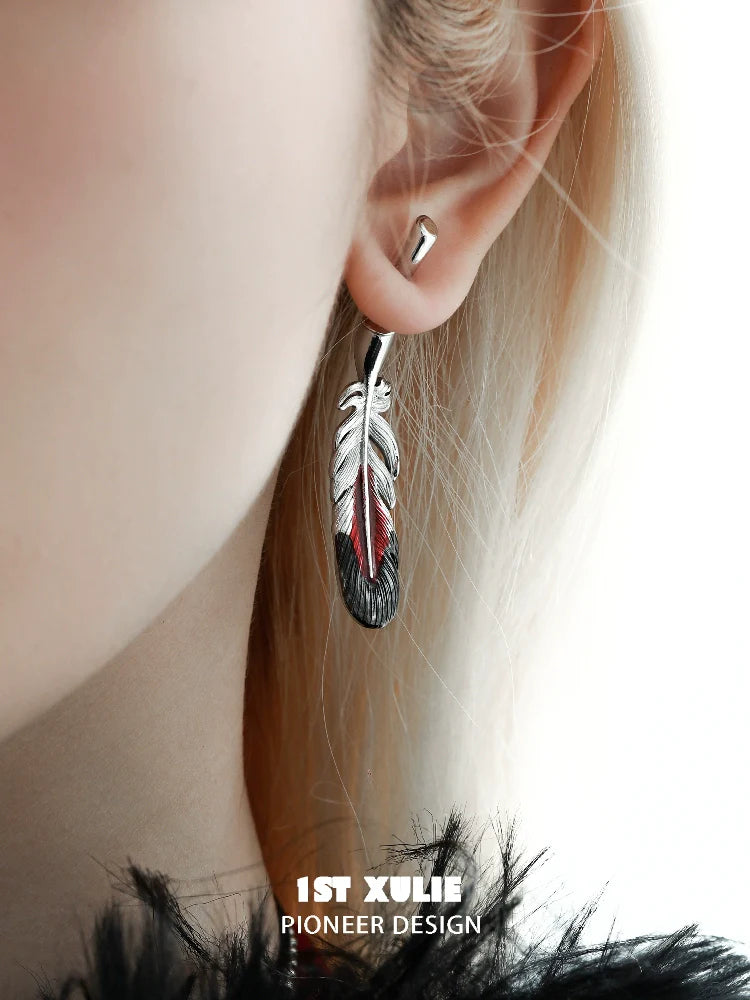 Y2K red feather earrings with a unique design, perfect for trendy fashion statements