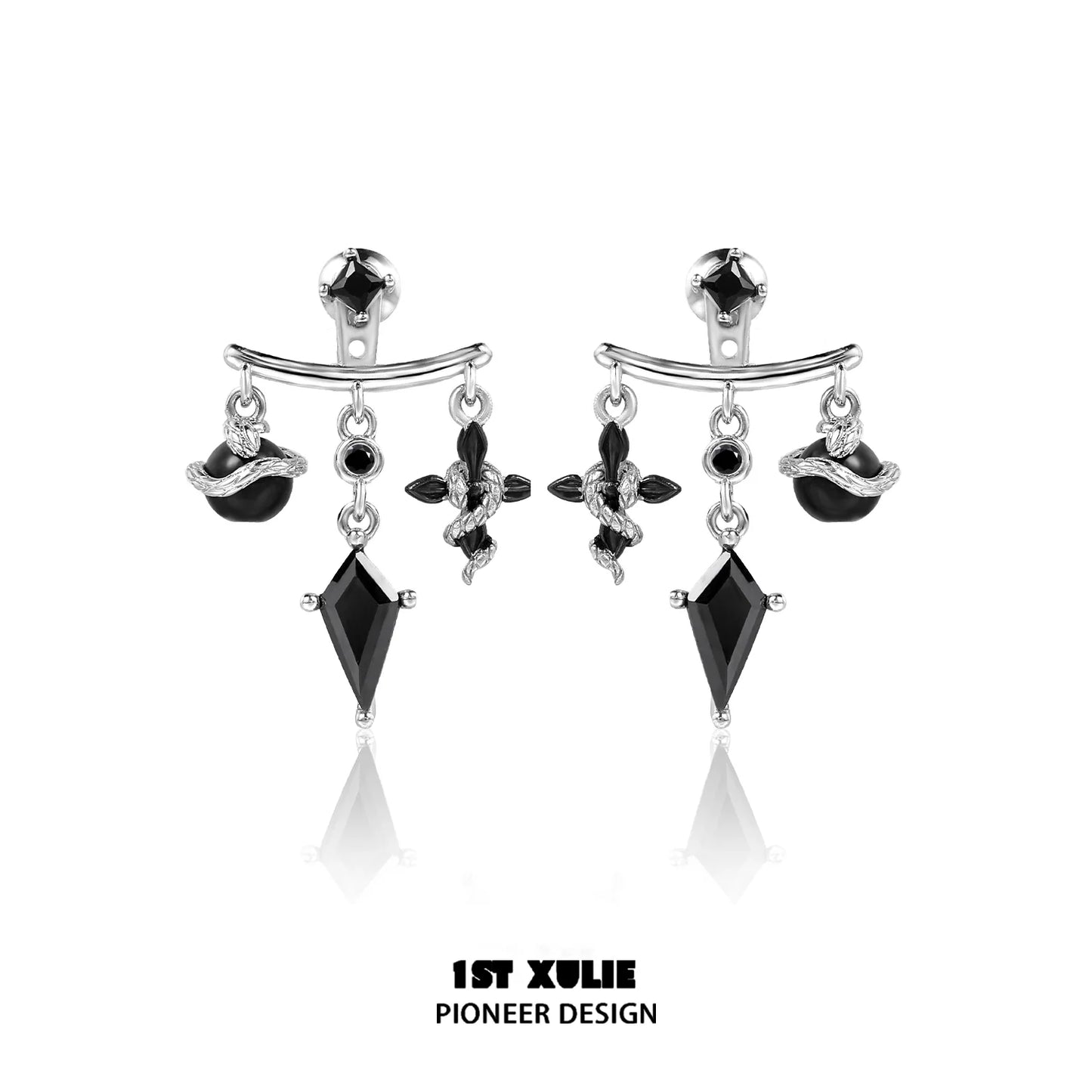 Y2K snake earrings with black gemstones and silver accents for trendy accessorizing