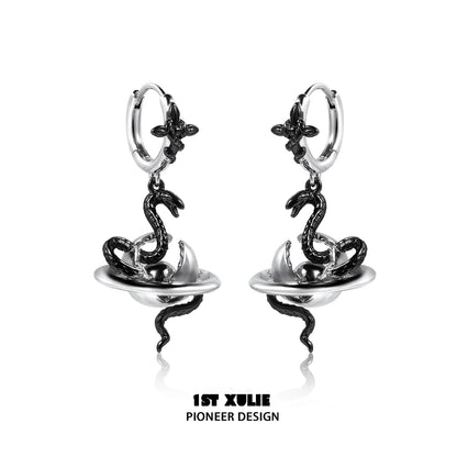 Sleek y2k snake earrings featuring a striking snake design with a shiny silver finish